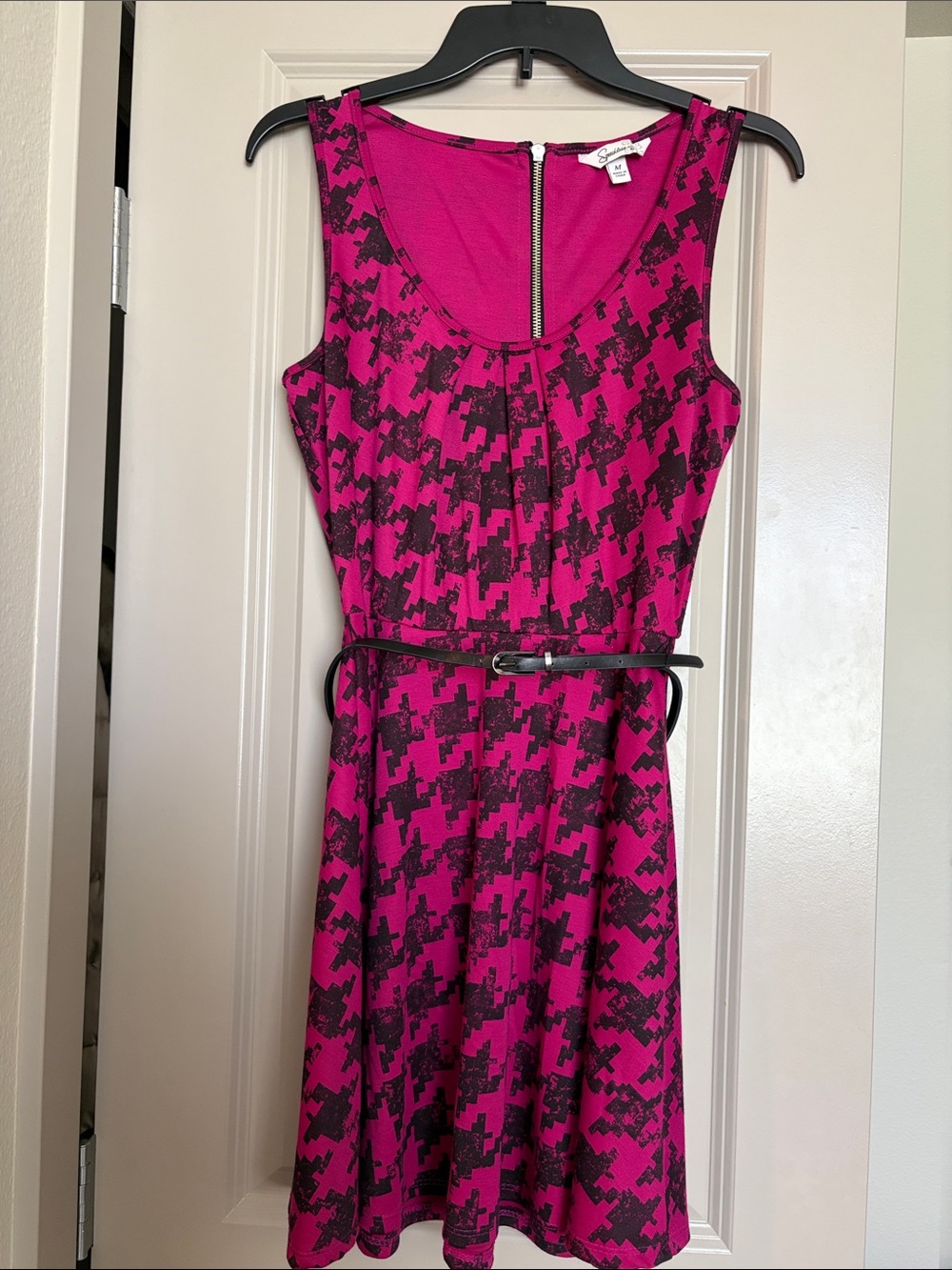 Fuschia Houndstooth Dress w/Belt